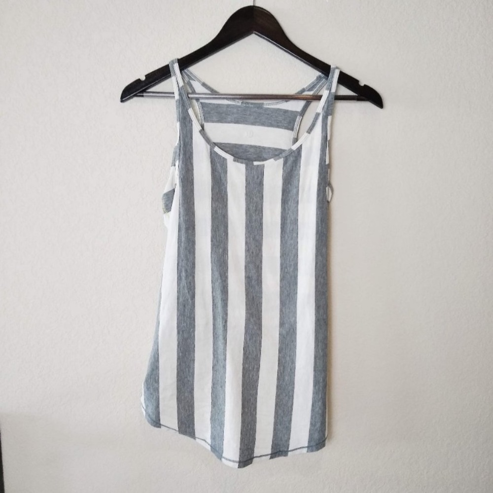 Lululemon Grey and White Stripped Activewear Tank